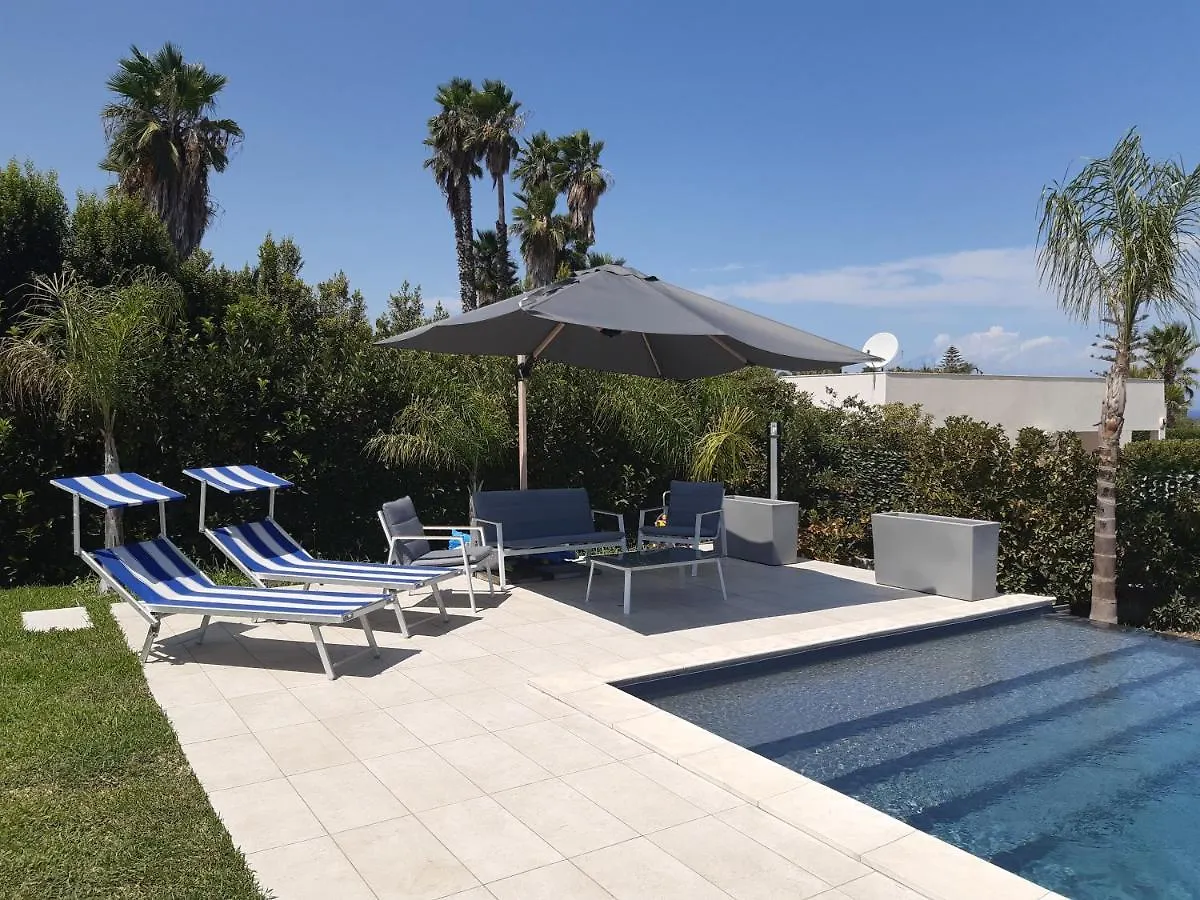Resort Villa Brucoli Gardens Of Syracuse Nyaraló